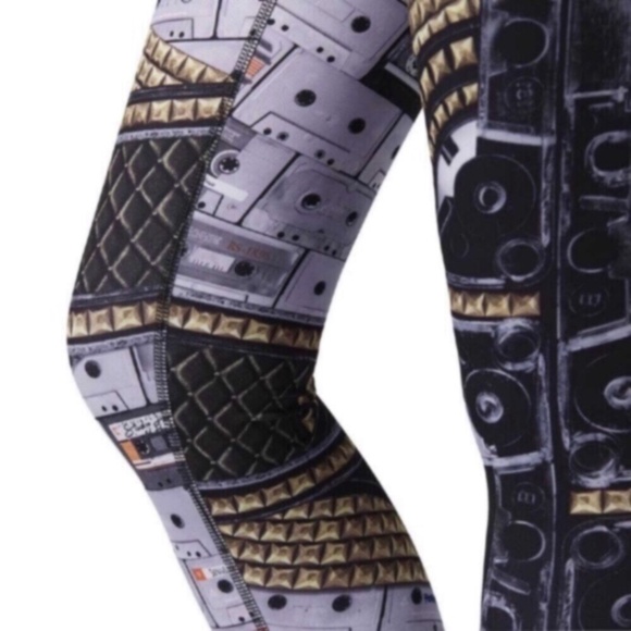 Reebok Lux Bold Baroque Twisted Tights - Picture 10 of 11